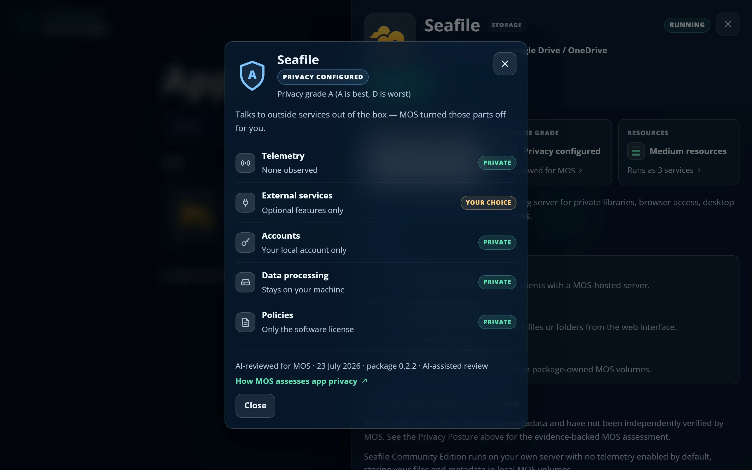 The privacy posture dialog showing an app's A-to-D grade and per-dimension verdicts